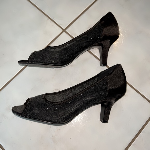 Nine West Kitten Open Toe Sparkly Heels - Picture 3 of 5